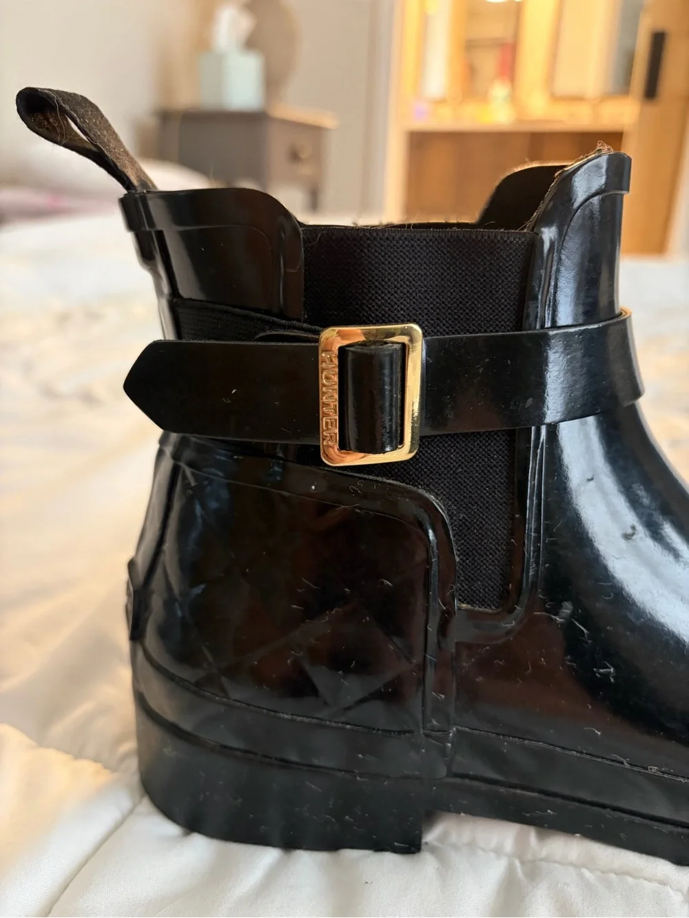 Hunter Women's Refined Slim Fit Quilted Gloss Chelsea Boots
